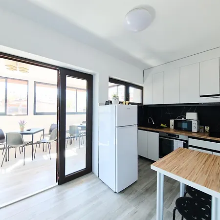 Old Town Oasis - Ap 8 *