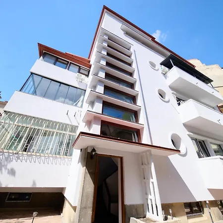 Old Town Oasis - Ap 8 *