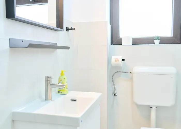 Old Town Oasis - Ap 8